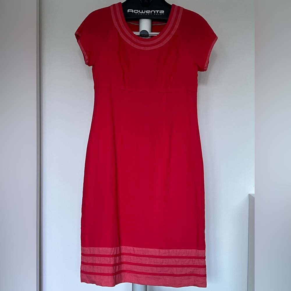 Boden Classic Short-Sleeve Red Shift Linen Dress